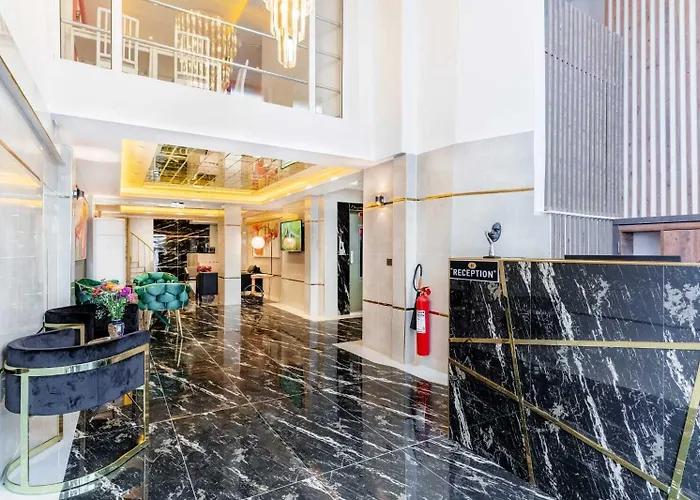 Olsen Hotel *